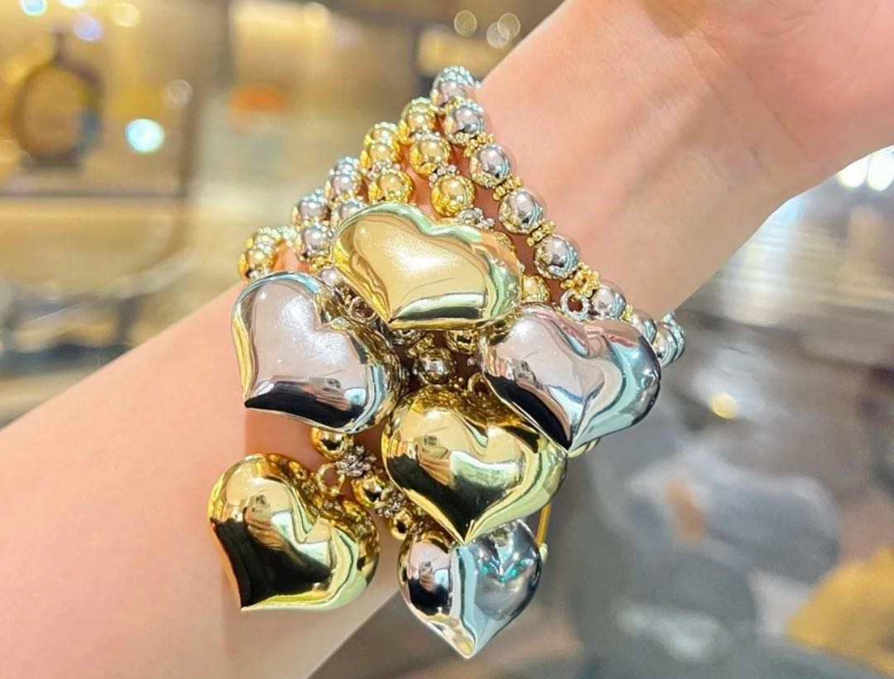Heart braceletsaaq