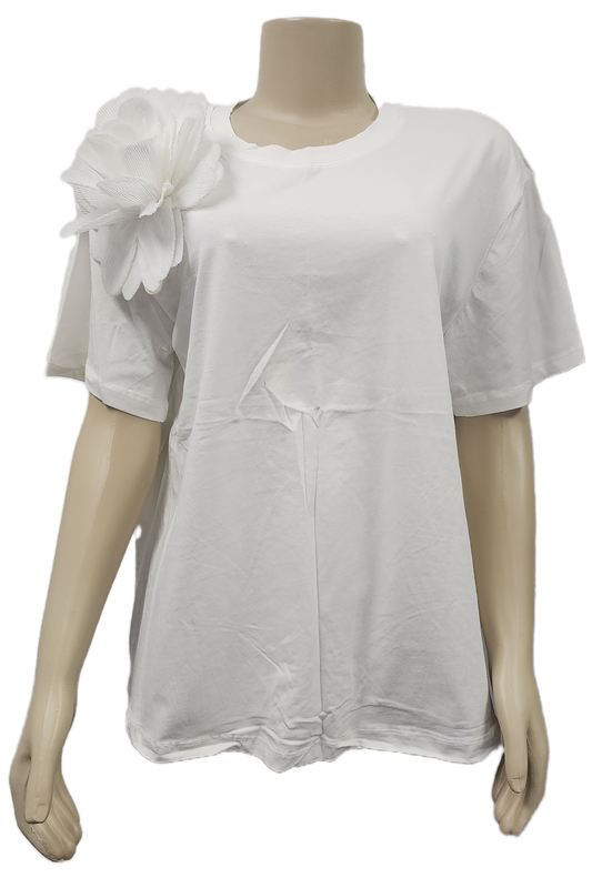 Accent flower shirt