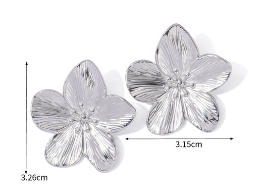 Flower earrings