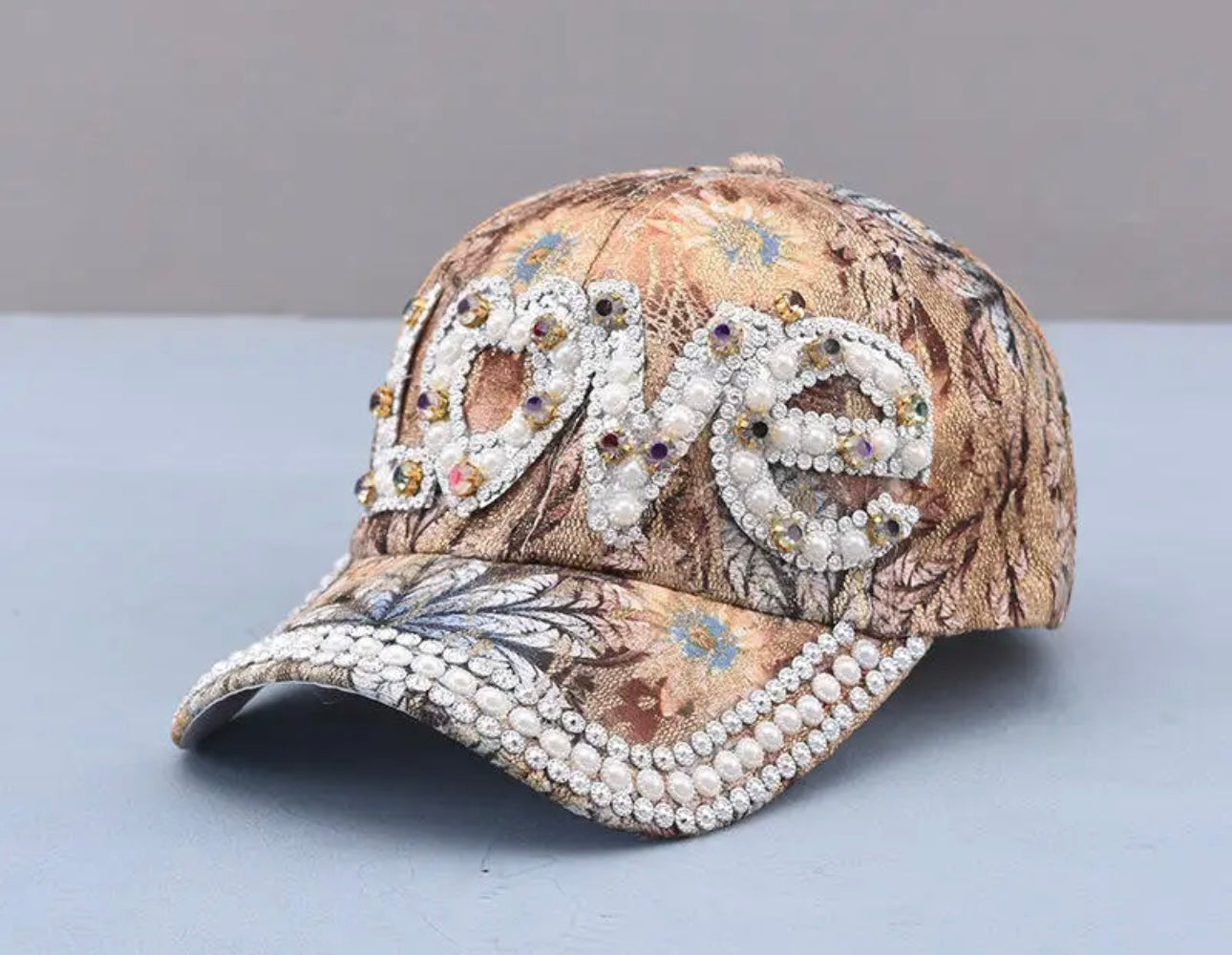 Love hat